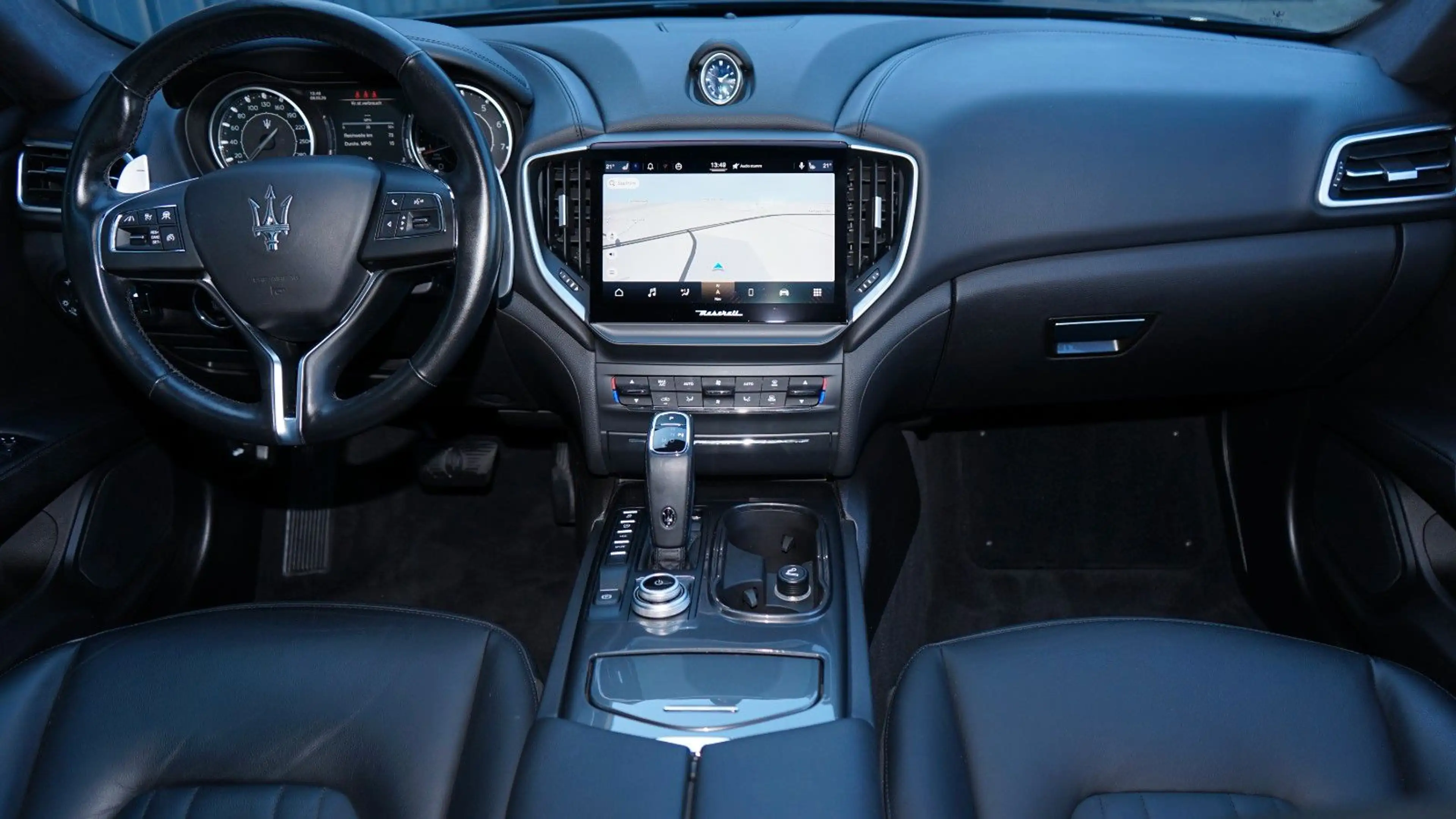 Maserati Ghibli GHIBLI M-HYBRID EXECUTIVE*ACC*20"ALU* — photo 4
