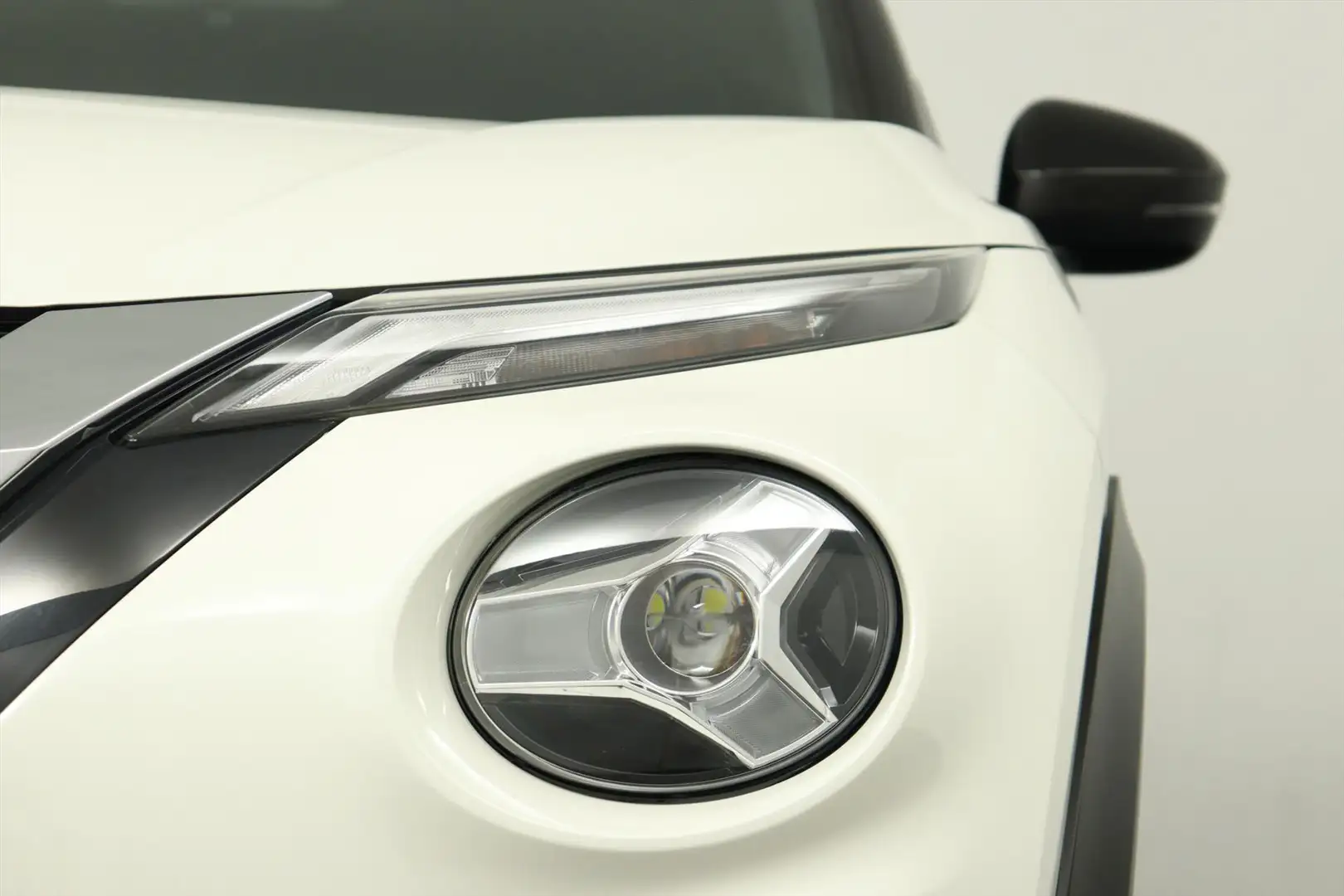 Nissan Juke 1.0 DIG-T TEKNA ECC/CRUISE/APPLE.CARPLAY/CAMERA/RE Wit - 2