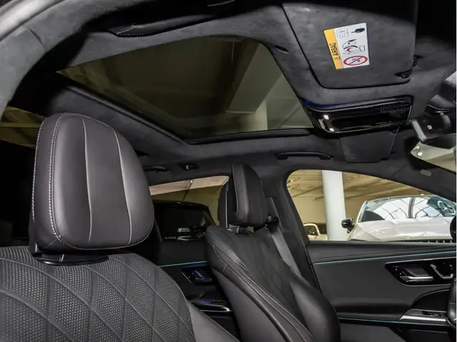 Mercedes-Benz E-Class view 10