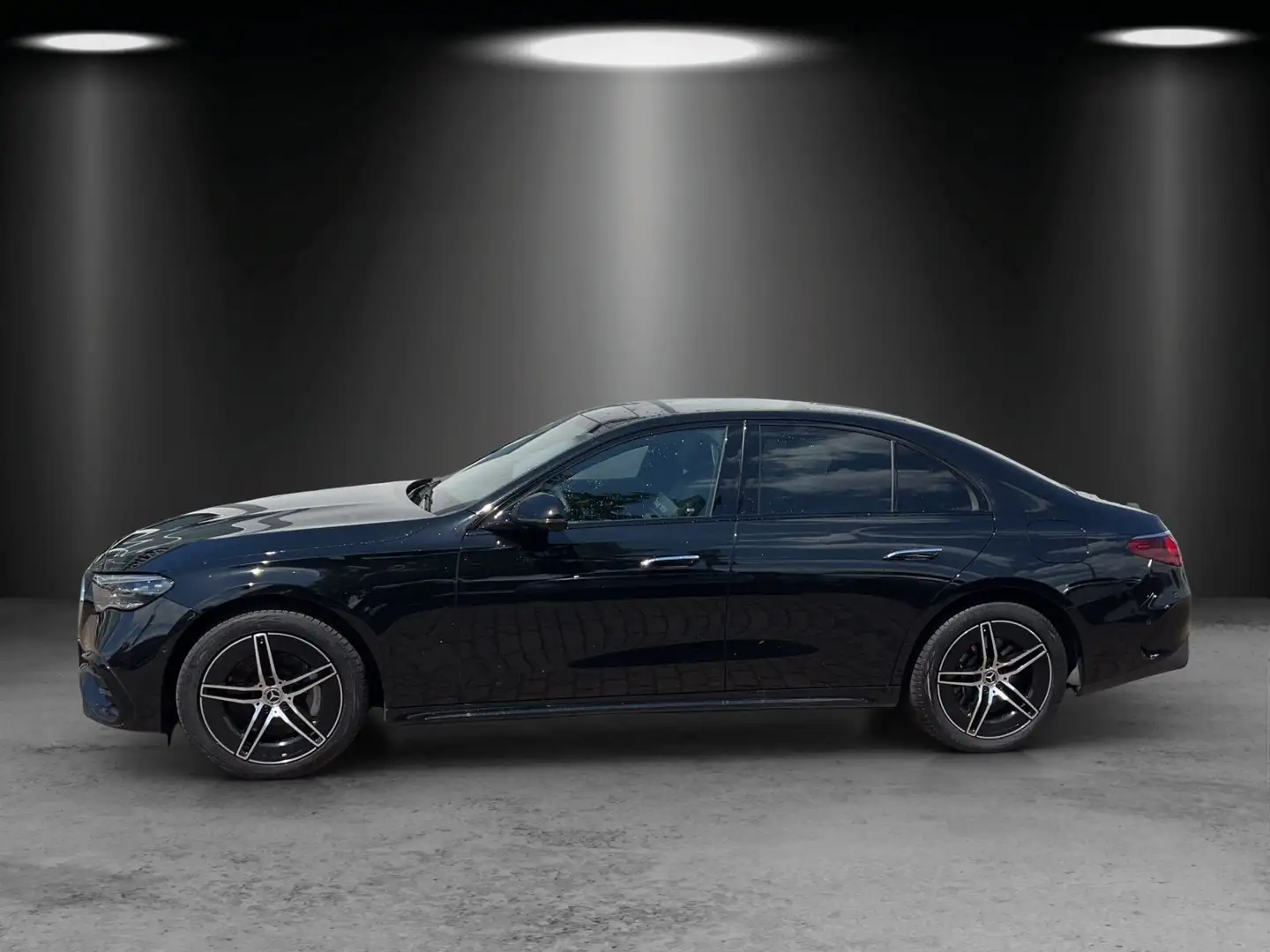 Mercedes-Benz E 400 E400e AMG Premium+ AIRMATIC Masage HAL Superscrn Чёрный - 2