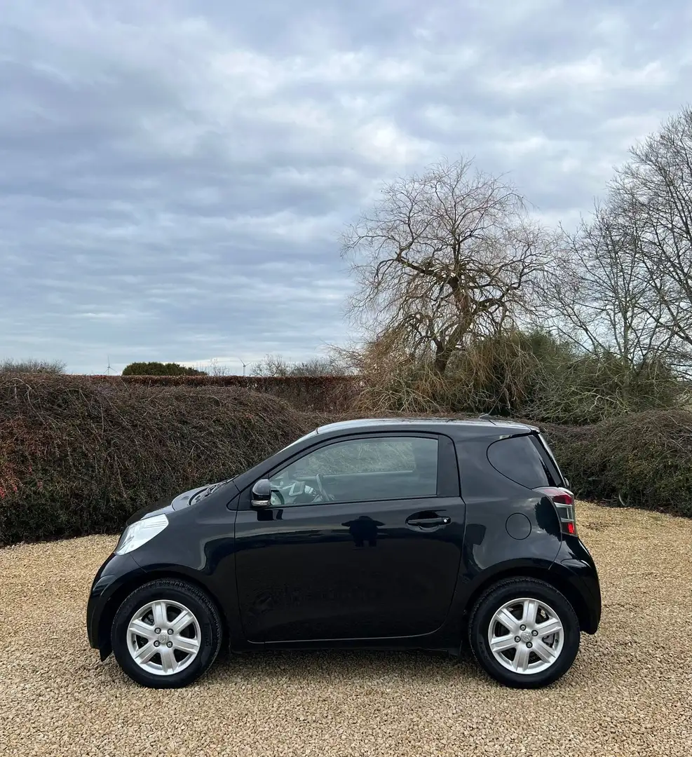 Toyota iQ 1.4 D-4D 90 CV PREMIER PROPRIETAIRE 81.000 KM !!!! Schwarz - 2