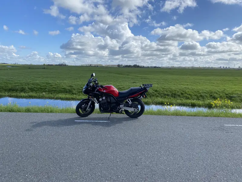 Yamaha Fazer 600 - foto 4