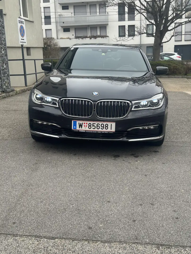 BMW 730 730d xDrive - 1