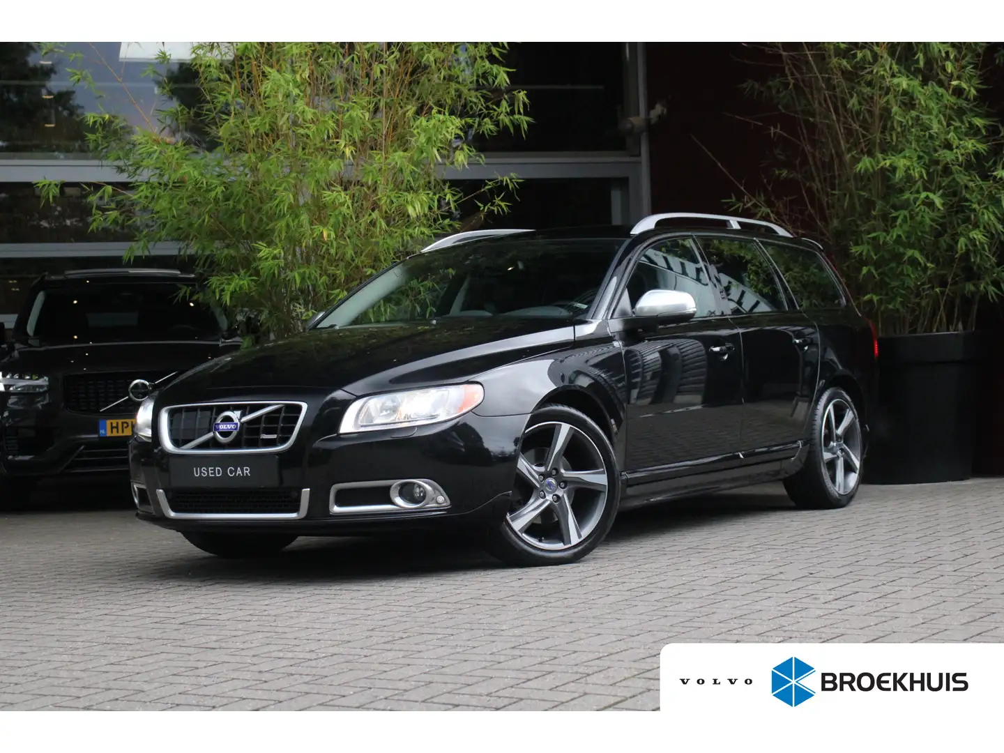 Volvo V70 2.0 T5 R-Design | NL-auto | 1e Eigenaar | Dealer o Negro - 1