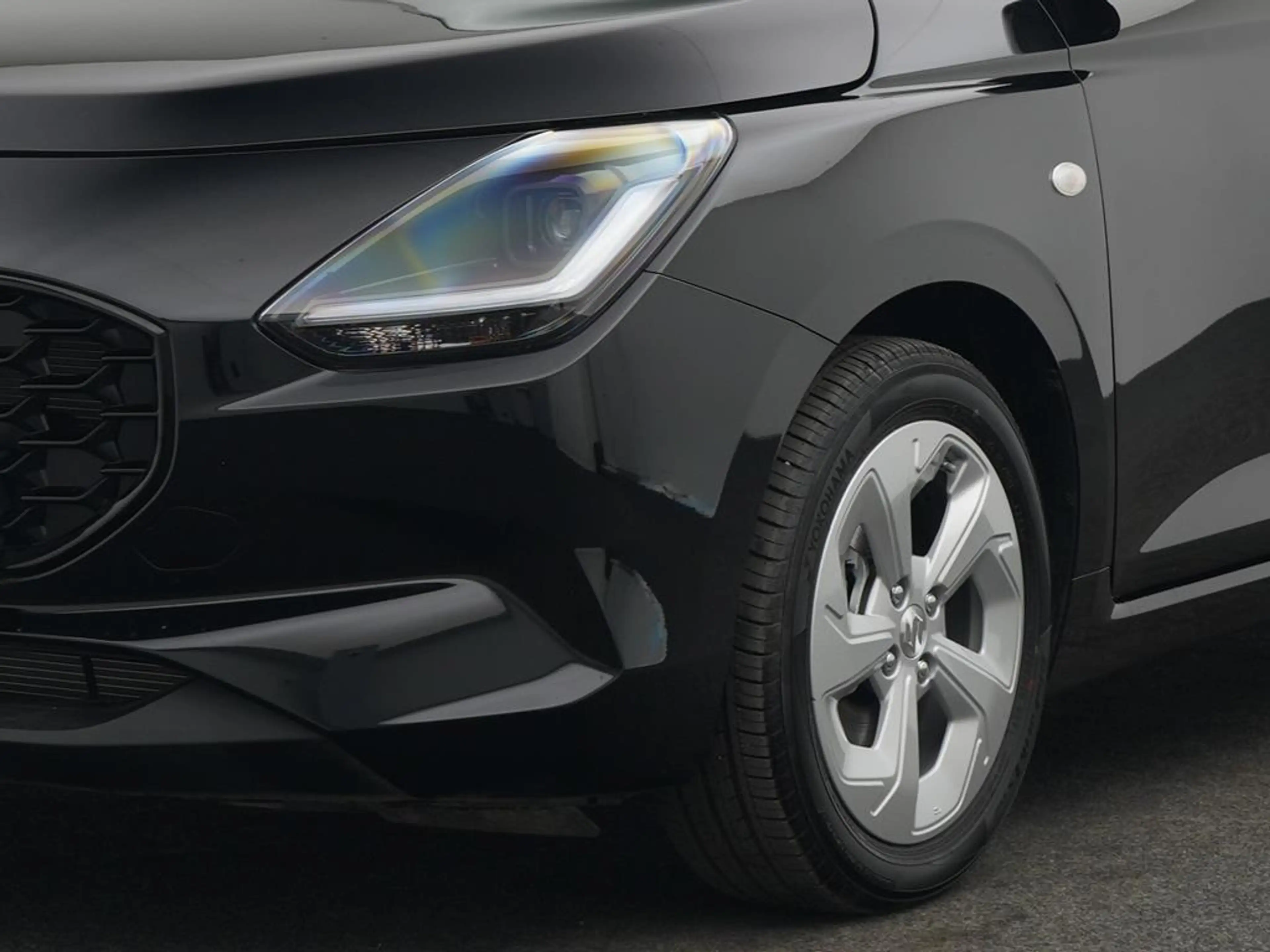 Suzuki Swift CLUB HYBRID — photo 3