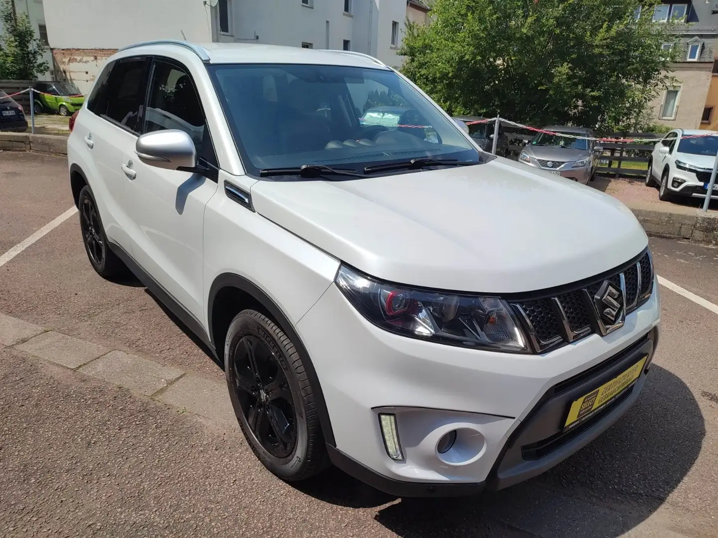 Suzuki Vitara 1.4 BOOSTERJET ALLGRIP Vitara S Weiß - 1