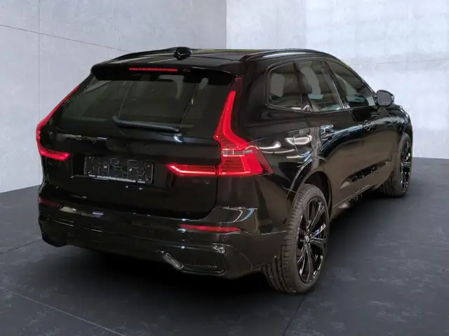 Volvo XC60 view 7