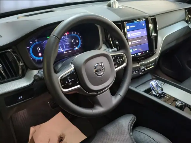 Volvo XC60 view 14