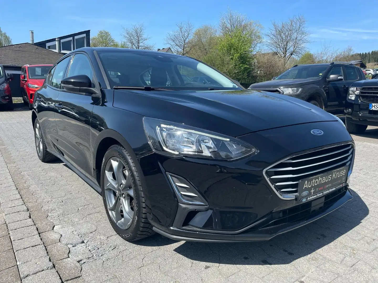 Ford Focus Lim. Trend Noir - 1