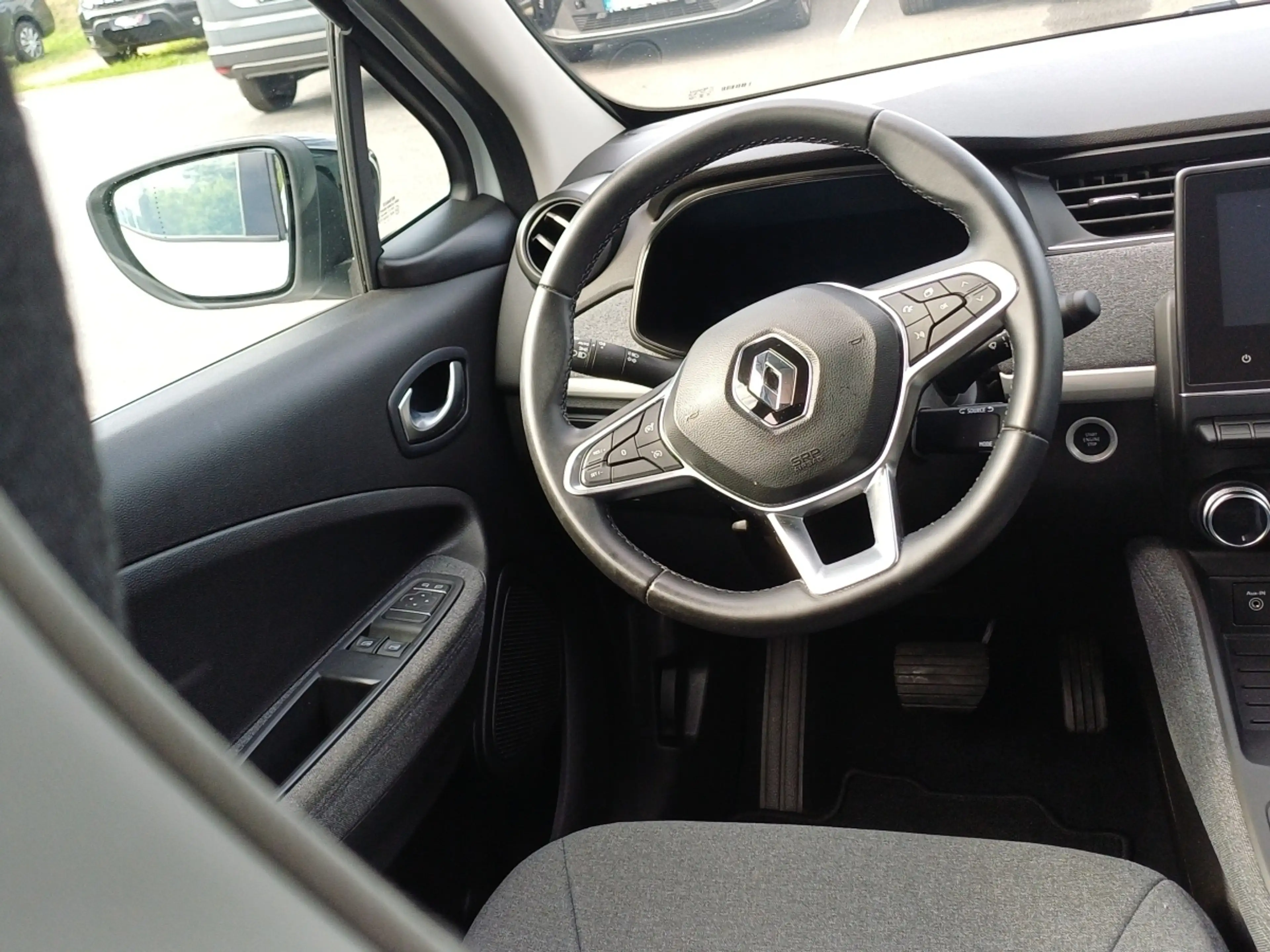 Renault ZOE (06.2012->) Evolution — photo 9