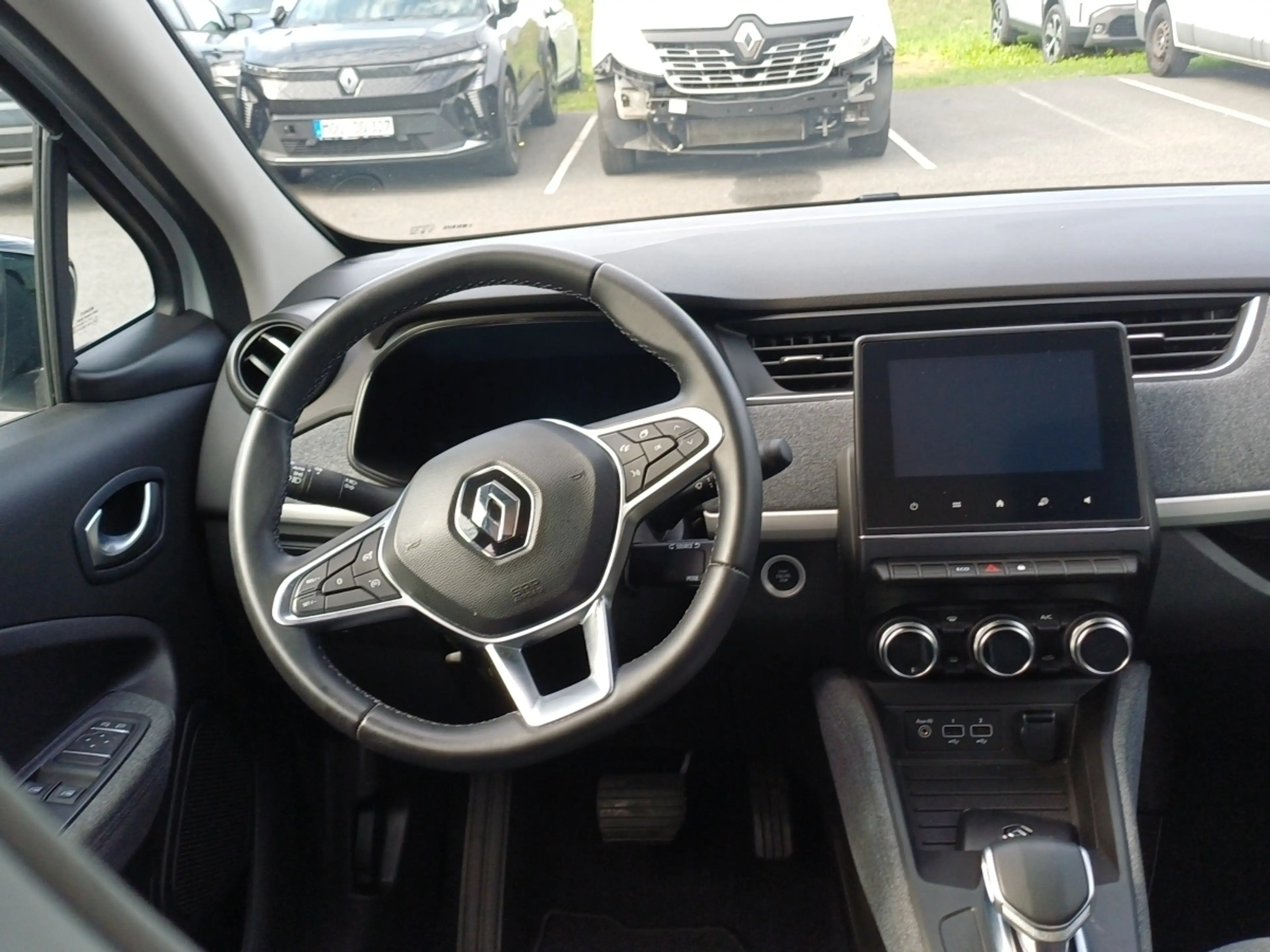 Renault ZOE (06.2012->) Evolution — photo 8