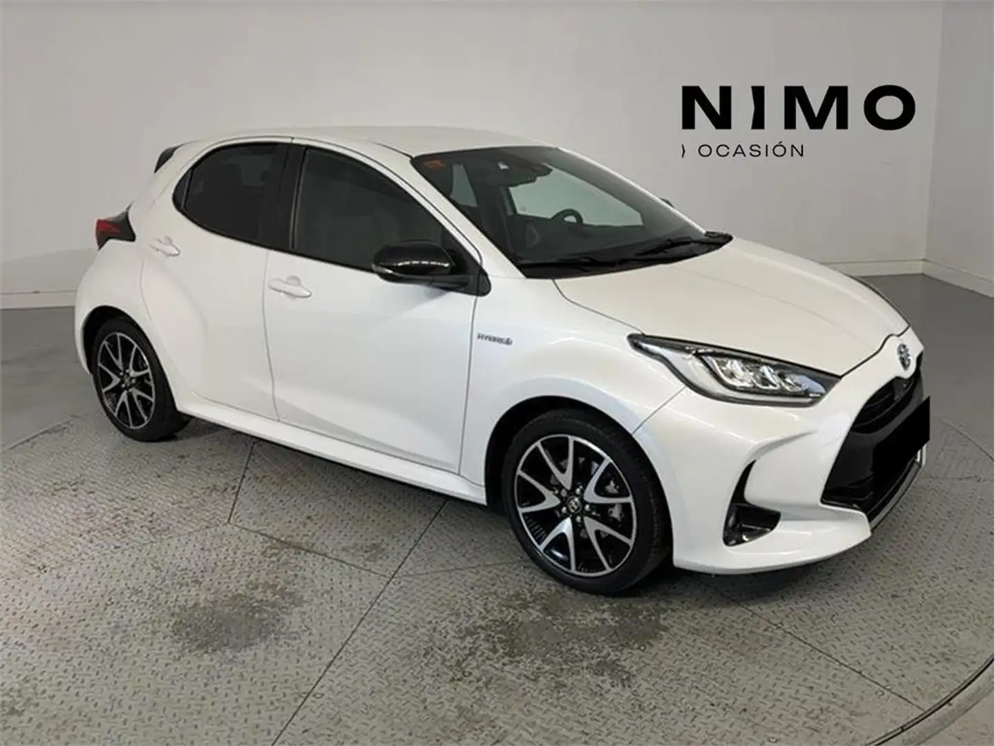 Toyota Yaris 120H 1.5 Style - 1