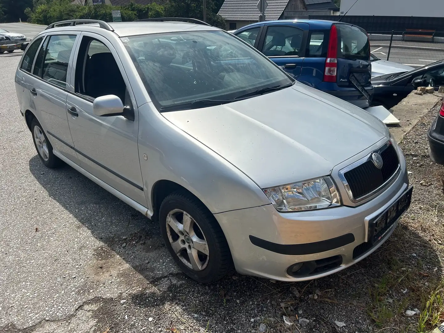 Skoda Fabia Ambiente Grau - 1