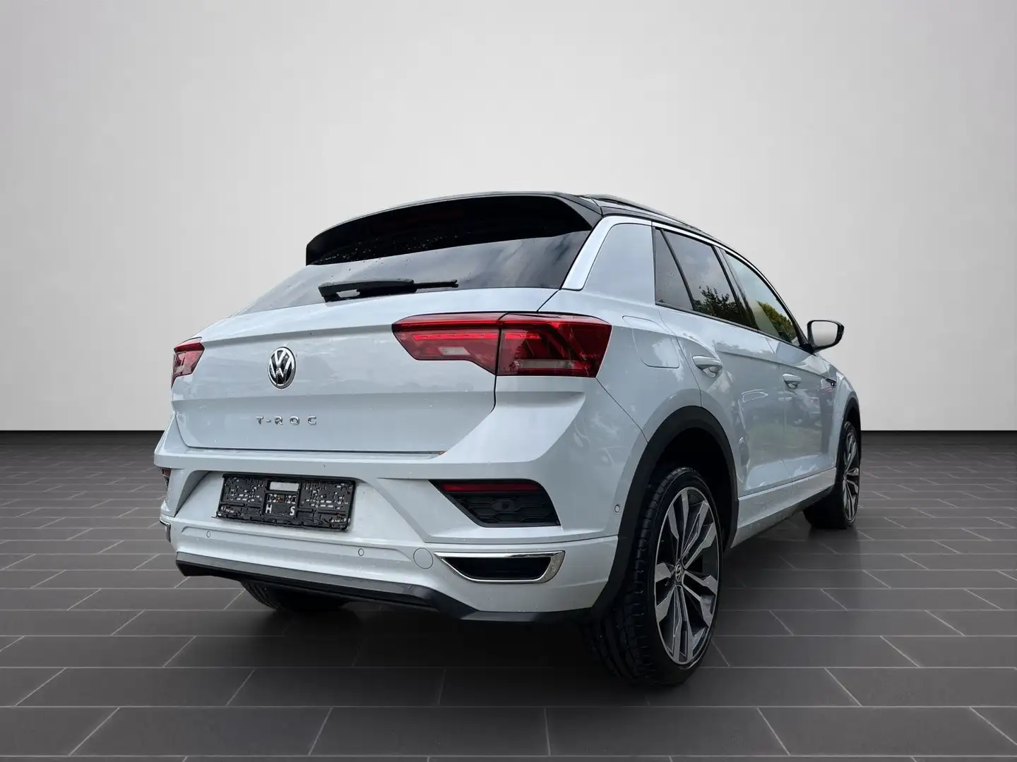 Volkswagen T-Roc R-Line 1.5 TSI DSG 19" ACC LED NAVI PDC RF Silber - 2