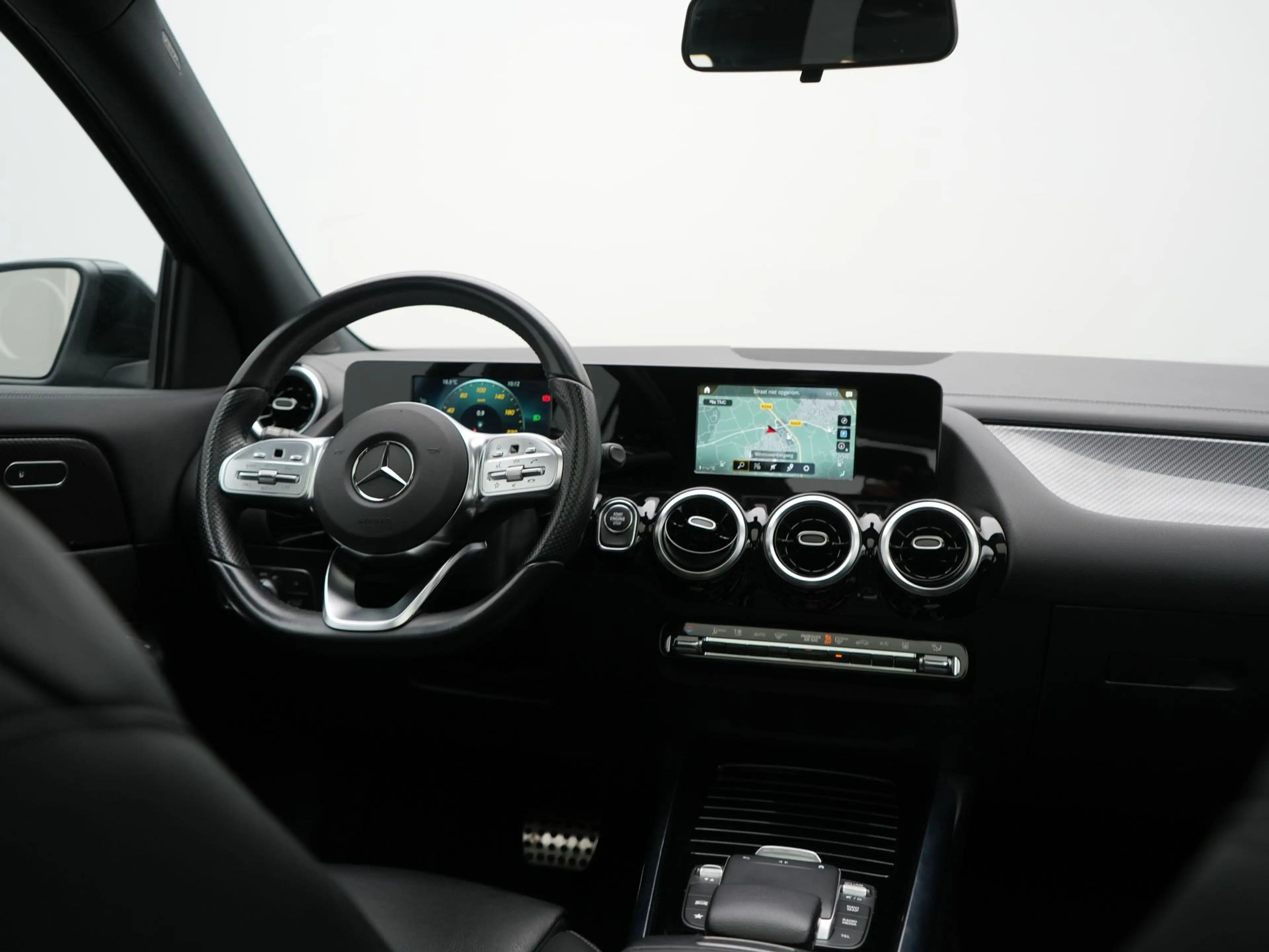 Mercedes-Benz GLA 250 e AMG Line PHEV 263pk Dealer O.H | Panodak | Cruis — photo 9