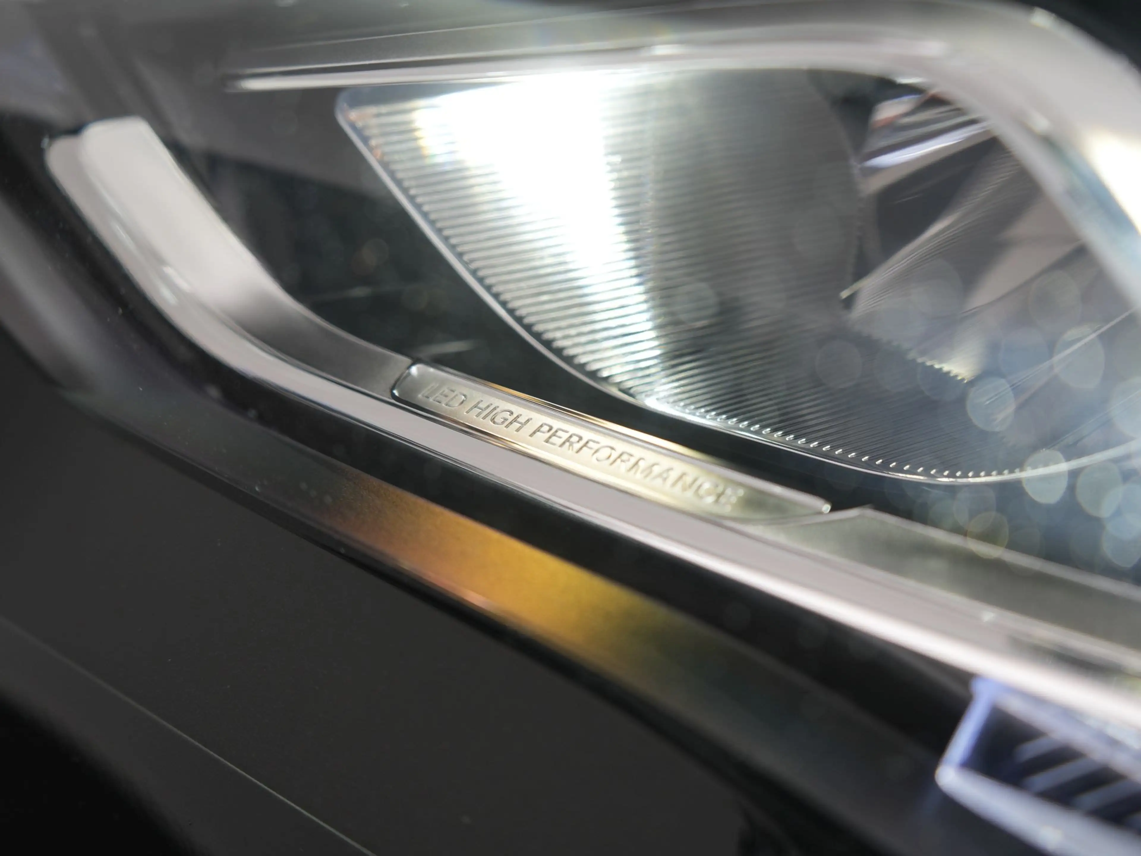 Mercedes-Benz GLA 250 e AMG Line PHEV 263pk Dealer O.H | Panodak | Cruis — photo 14