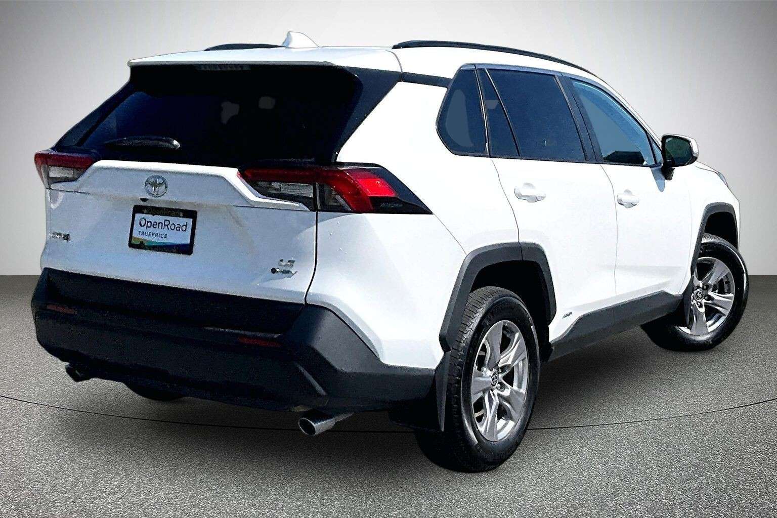 2025 Toyota RAV4 LE AWD — снимка 1