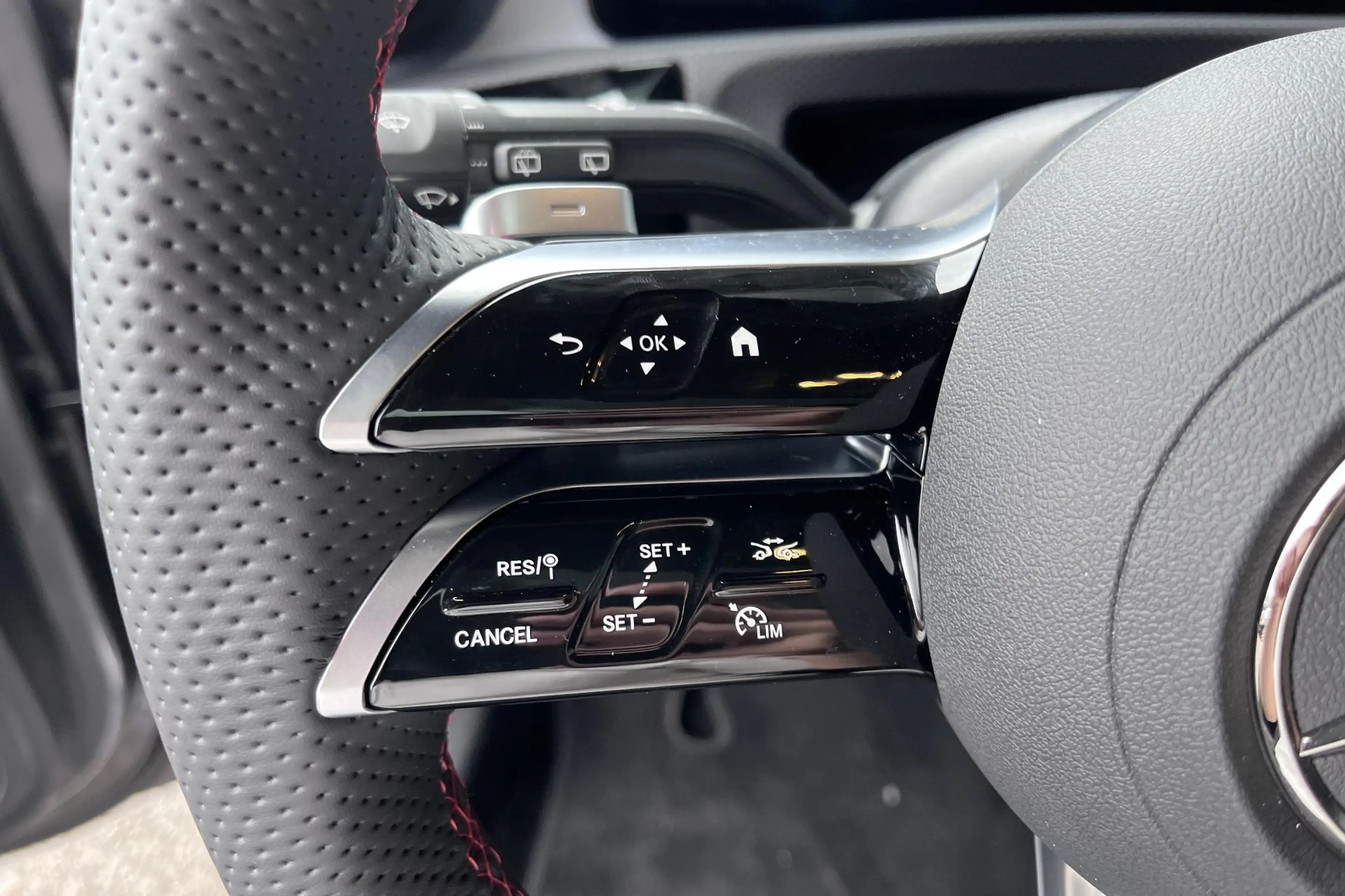 Mercedes-Benz CLA 180 CLA Shooting Brake Star Edition AMG Line Limited | — photo 14