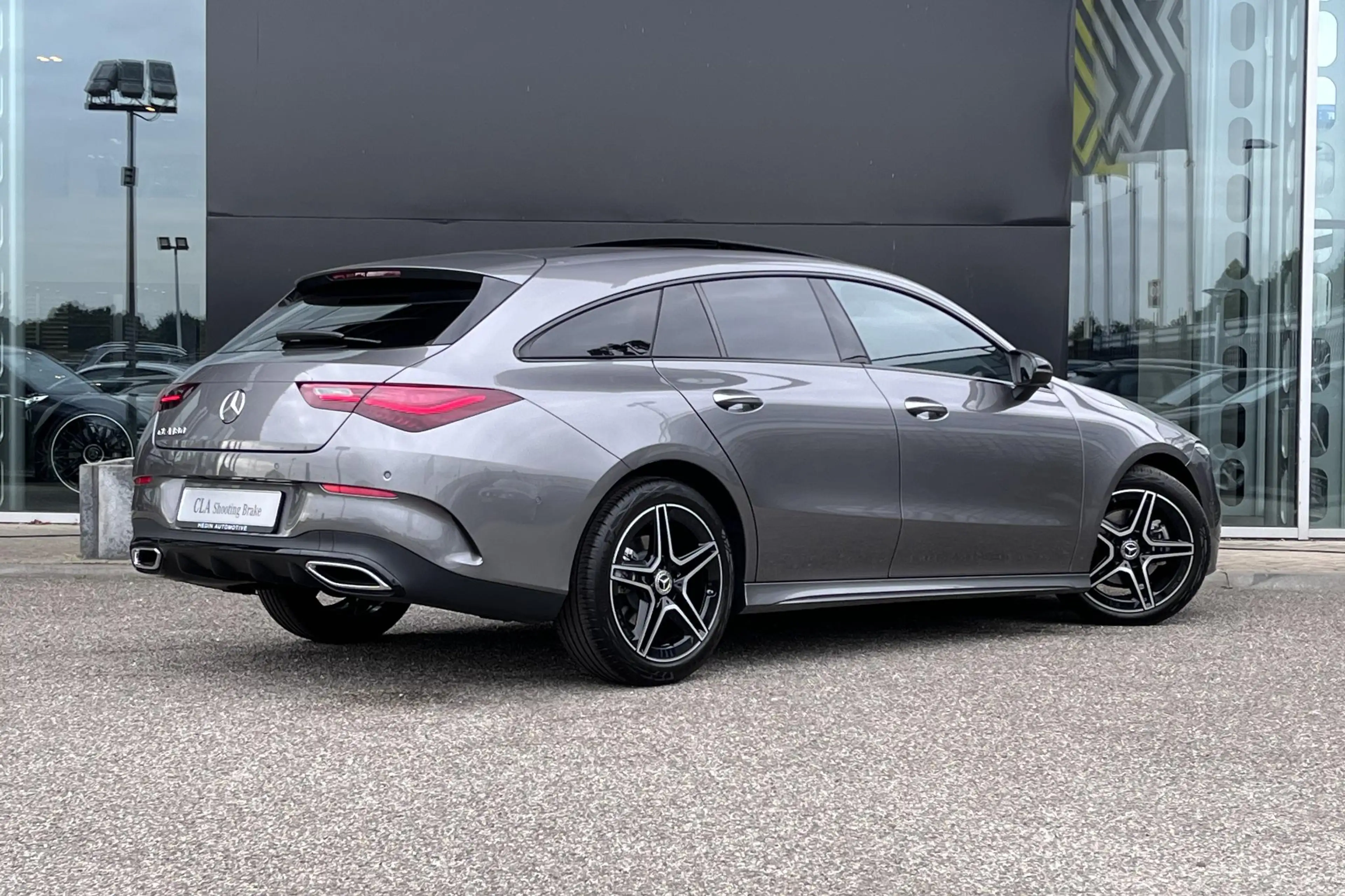Mercedes-Benz CLA 180 CLA Shooting Brake Star Edition AMG Line Limited | — photo 2