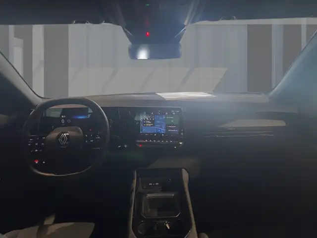 Renault Austral view 10