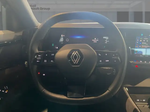 Renault Austral view 11