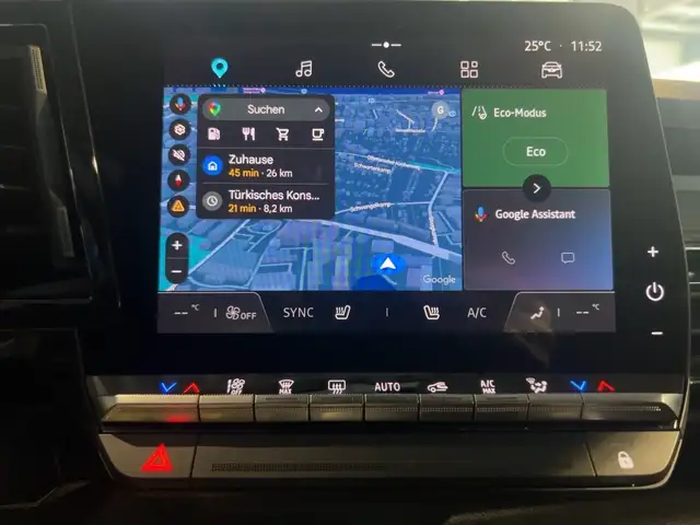 Renault Austral view 14