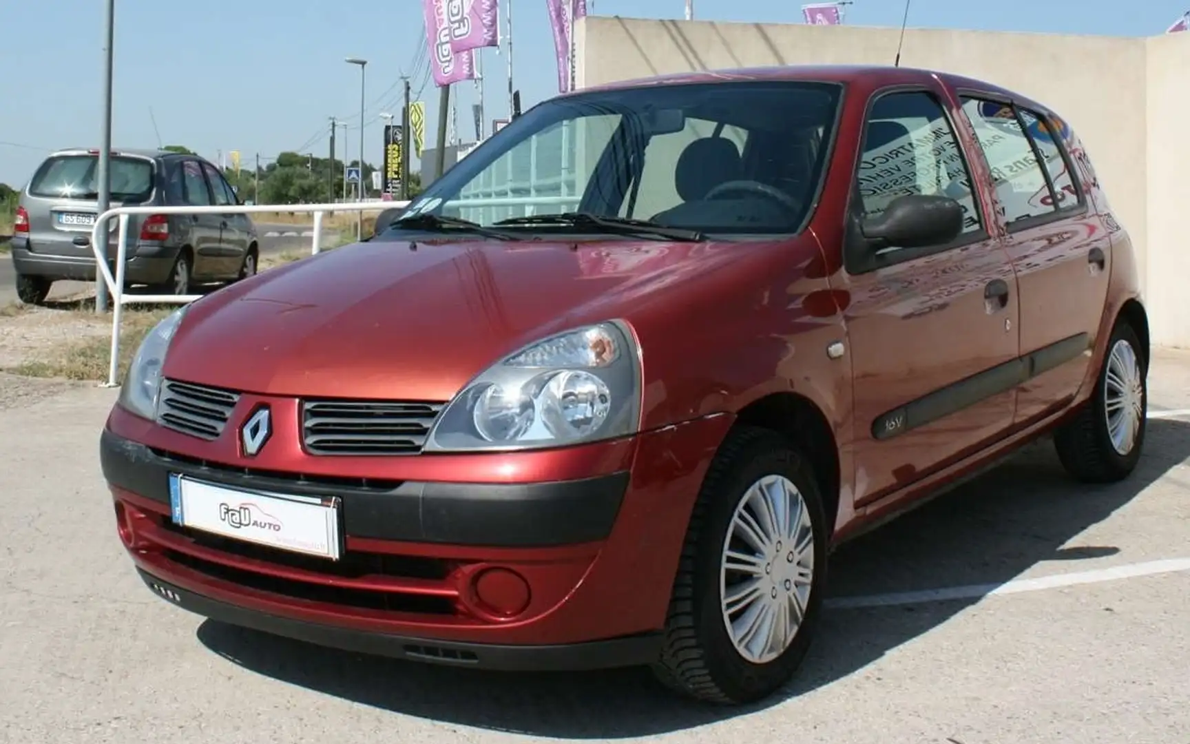 Renault Clio 1.2 16V 75CH CAMPUS CLIM 5P Rouge - 1
