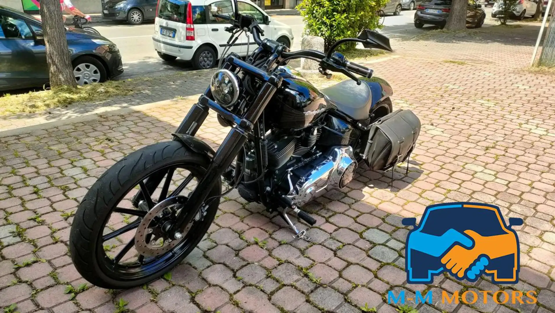Harley-Davidson 1690 Breakout FXSB SOFTAIL BREAKOUT Zwart - 1
