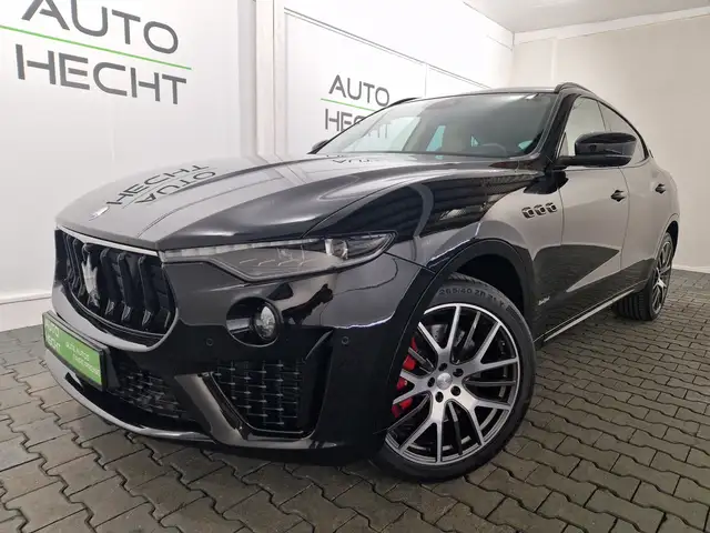 Maserati Levante S GranSport, 21 Zoll, ACC, Panorama, AHK