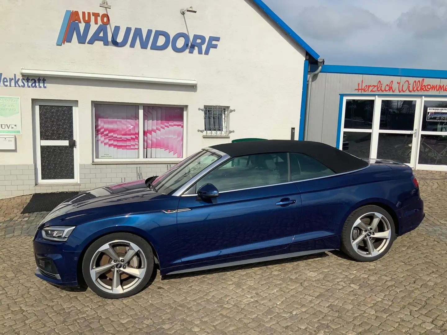 Audi A5 quattro sport Blau - 1