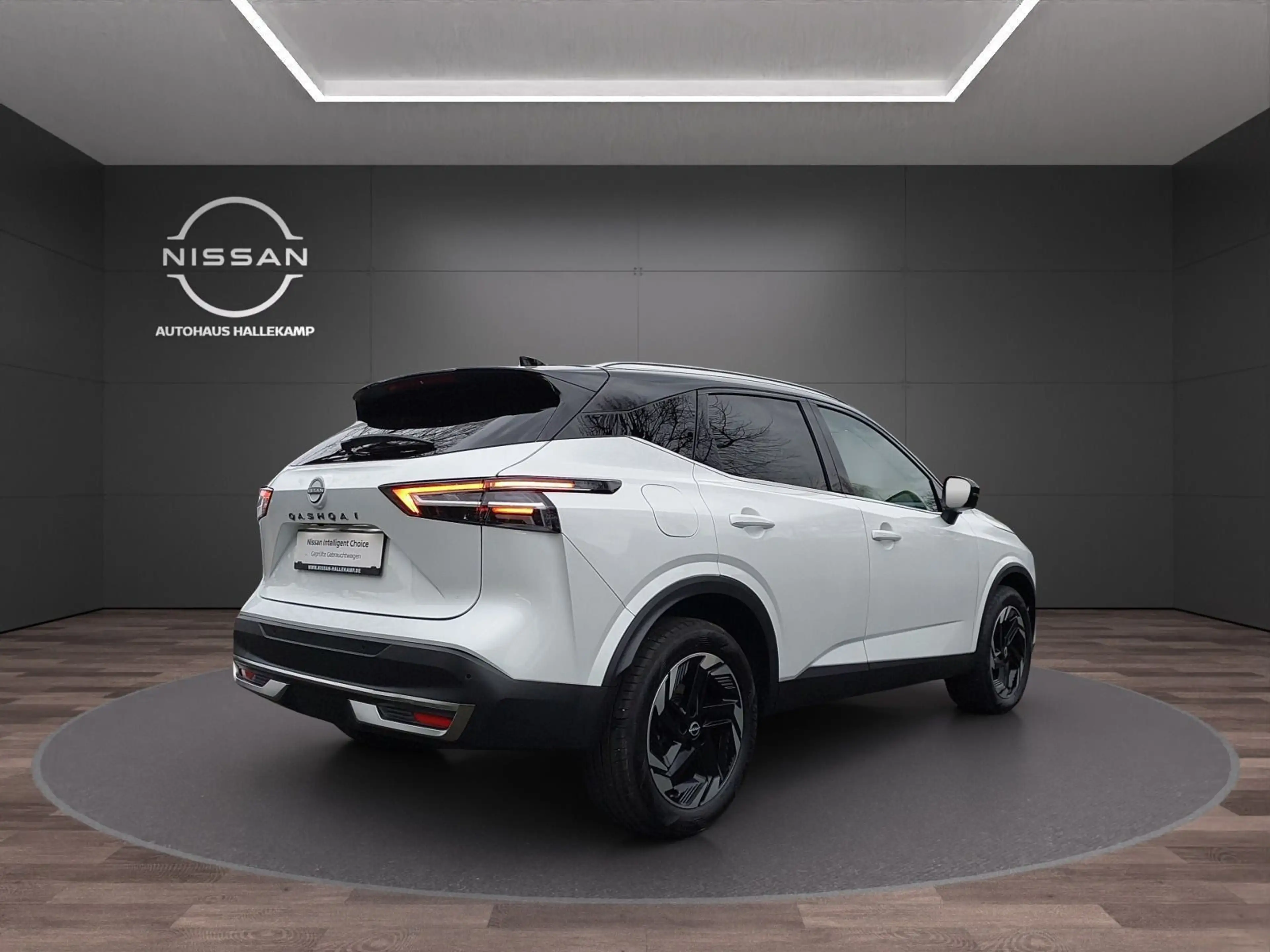 Nissan Qashqai N-Connecta 1.3 DIG-T Xtronic — photo 3