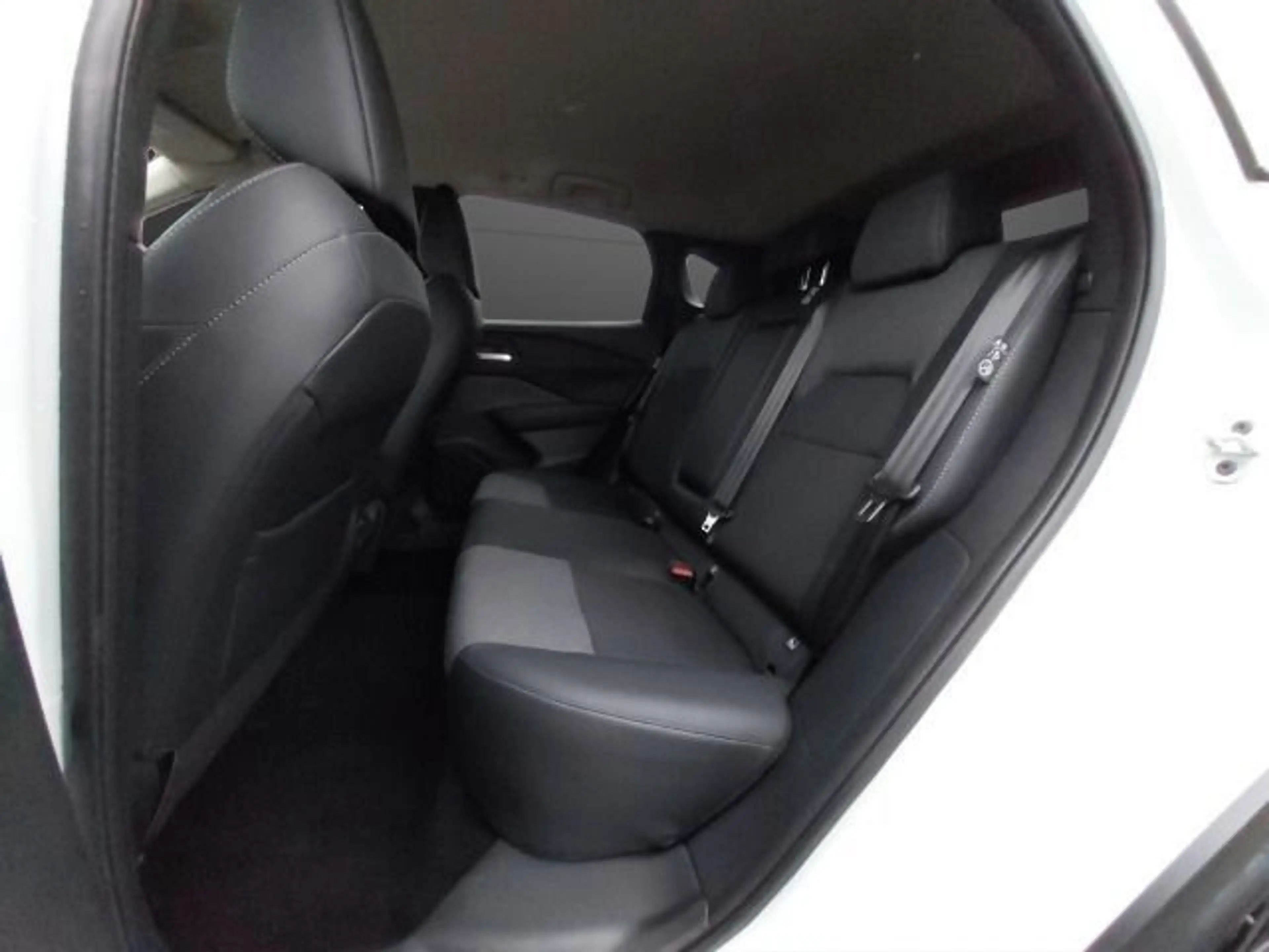 Nissan Qashqai N-Connecta 1.3 DIG-T Xtronic — photo 11