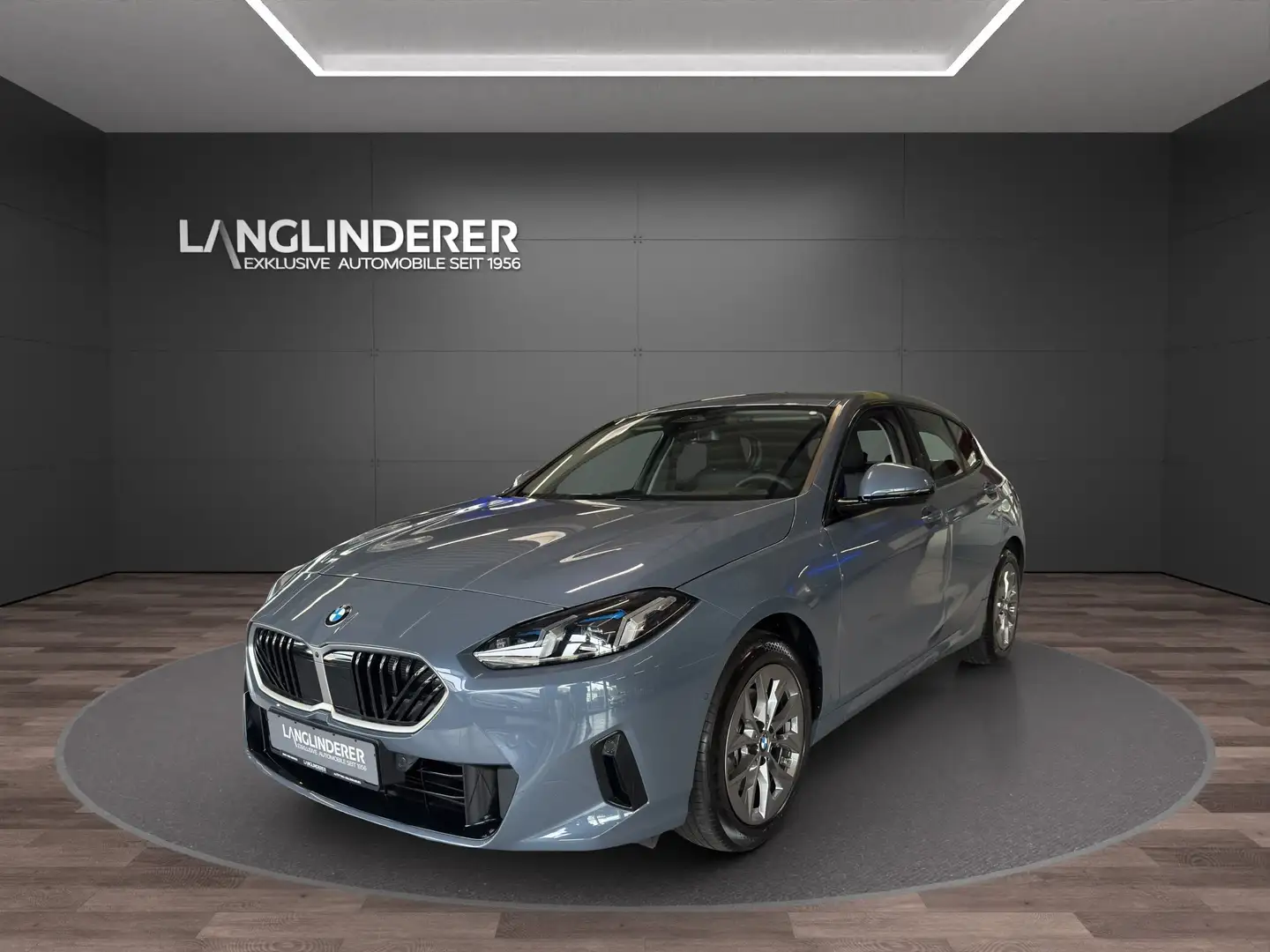 BMW 120 5T NP 45.459,-  AHK Lenkrhzg. Komfortzugang Grau - 1