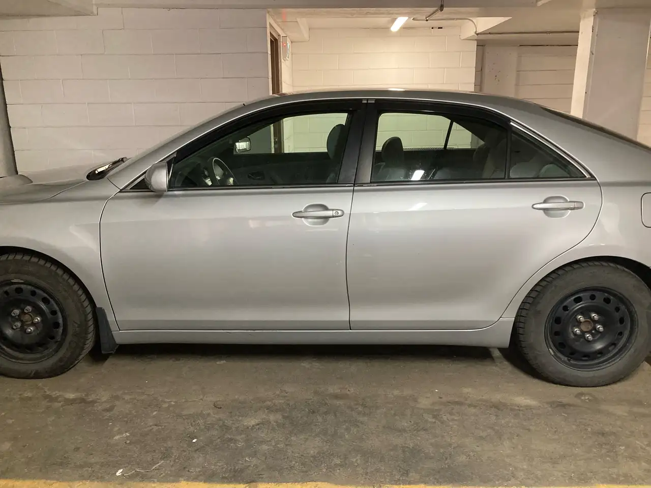 Toyota Camry снимка Toyota Camry
