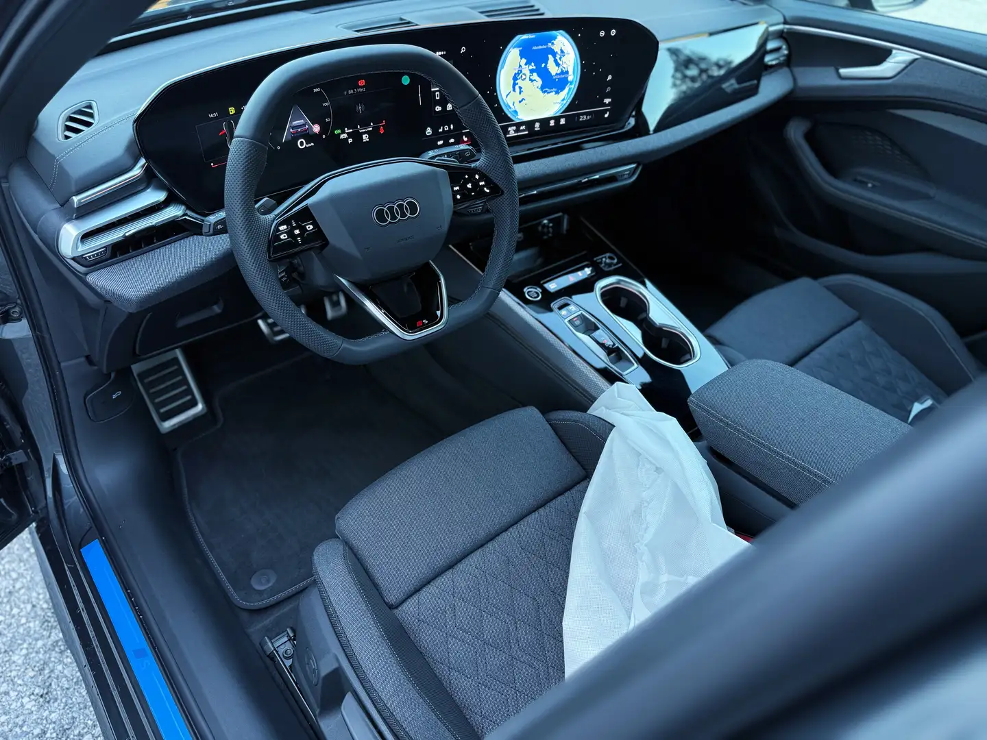 Audi A6 S-LINE INT+EXT A6 TDIqu MATRIX AHK STDHZ OPTIKPAK Grau - 2