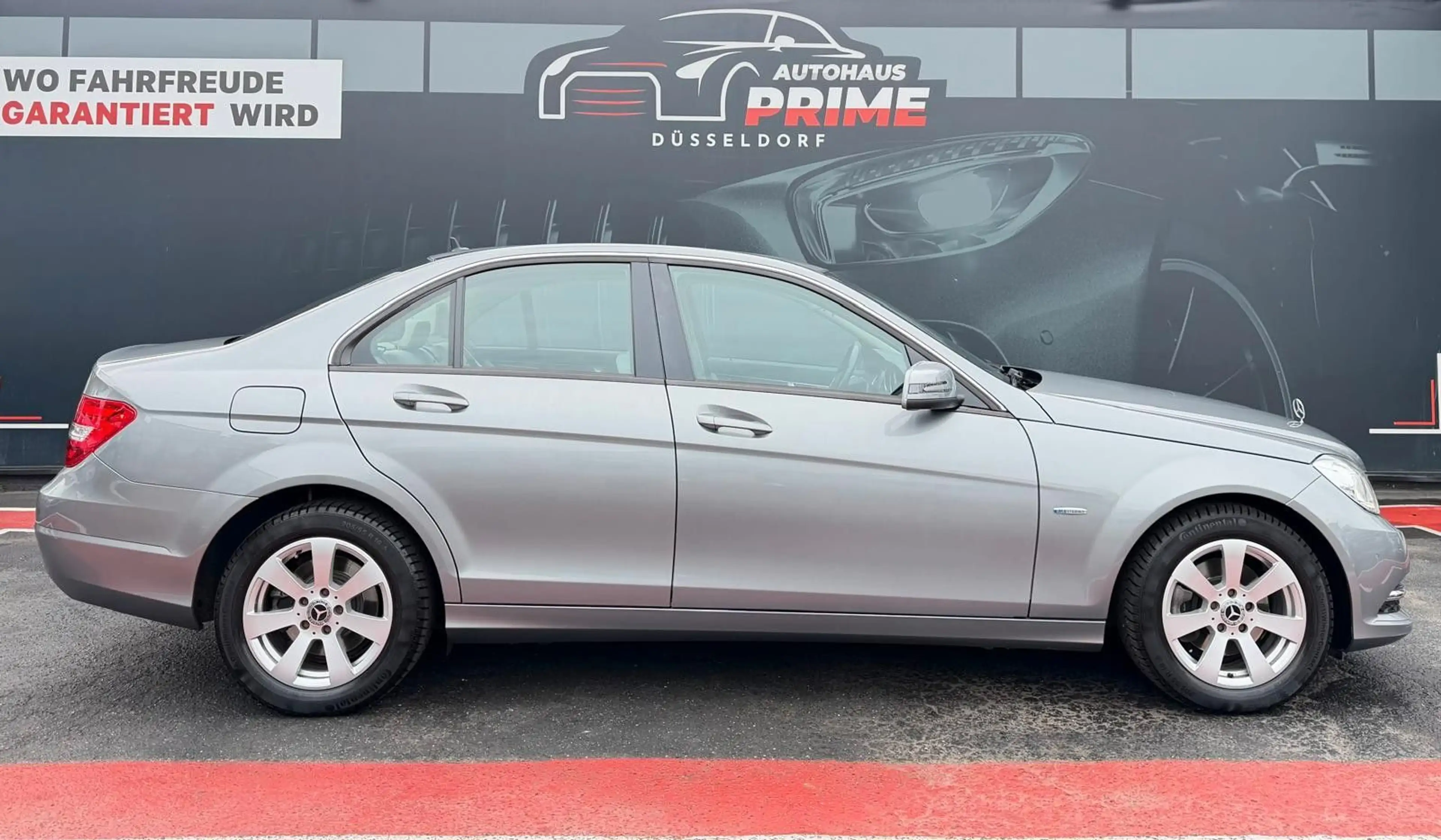 Mercedes-Benz C 200 Limousine*1-Hand*Tempomat*Navi*PDC — photo 8