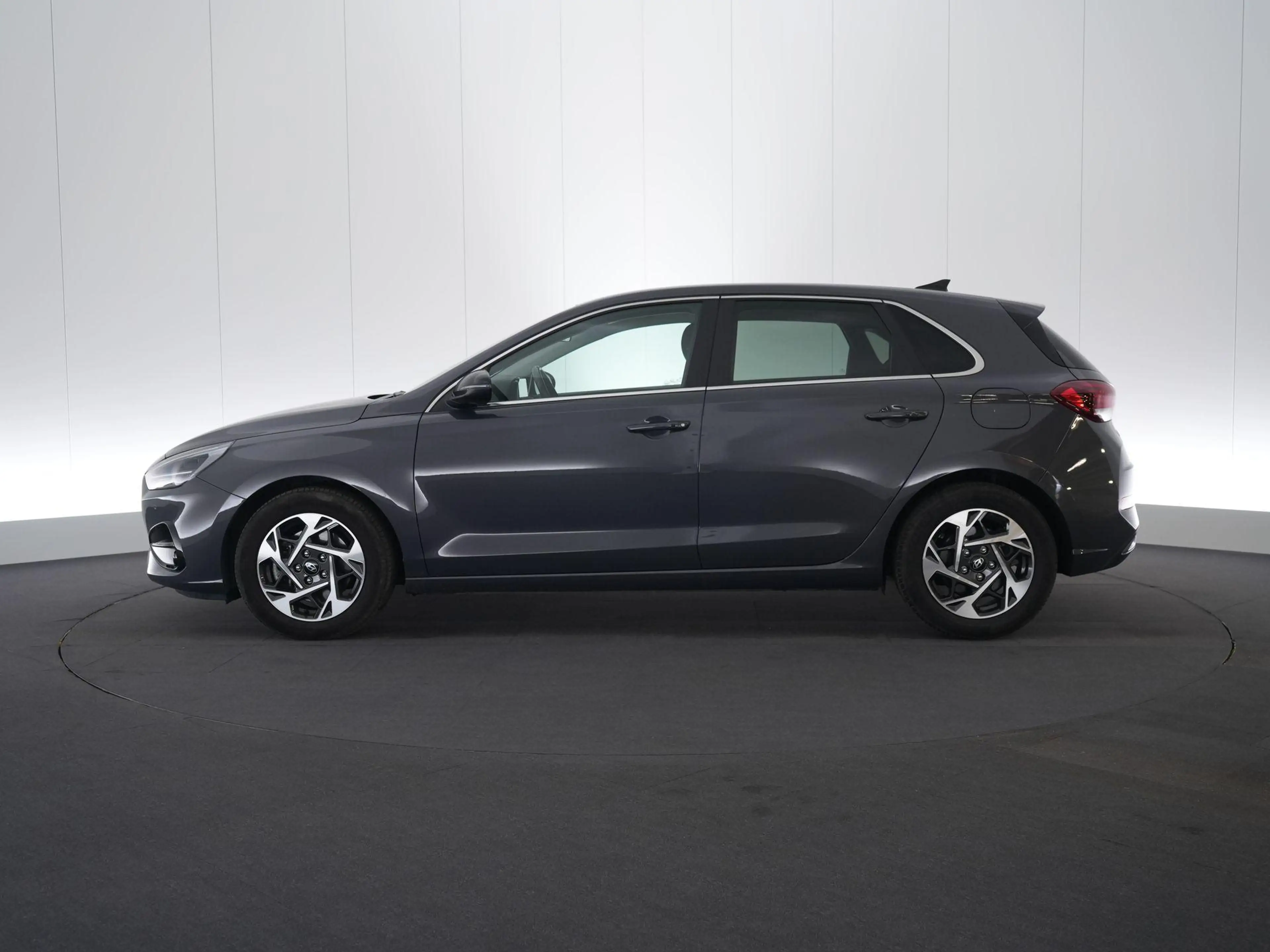 Hyundai i30 TECHNO CAMERA MET SENSOREN - APPLE CARPLAY - CRUIS — photo 4