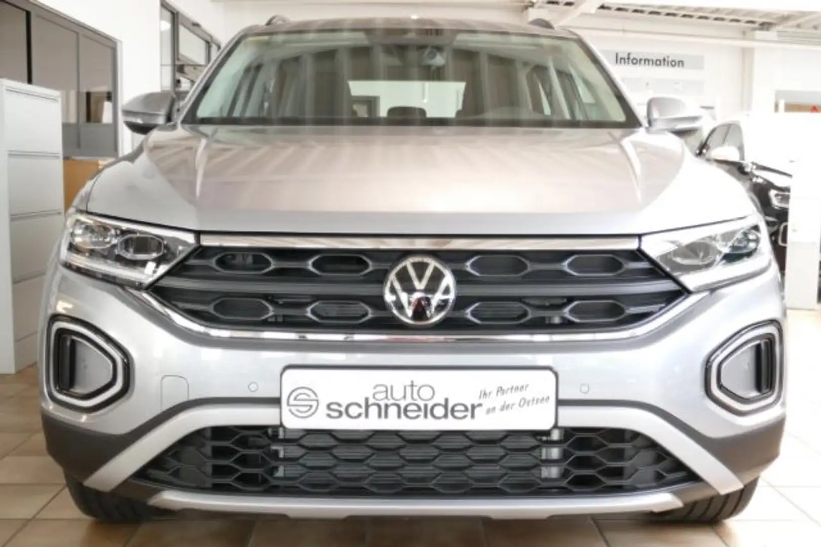 Volkswagen T-Roc 1,0 TSI Life 6-Gang Klima Einparkhilfe Silber - 2