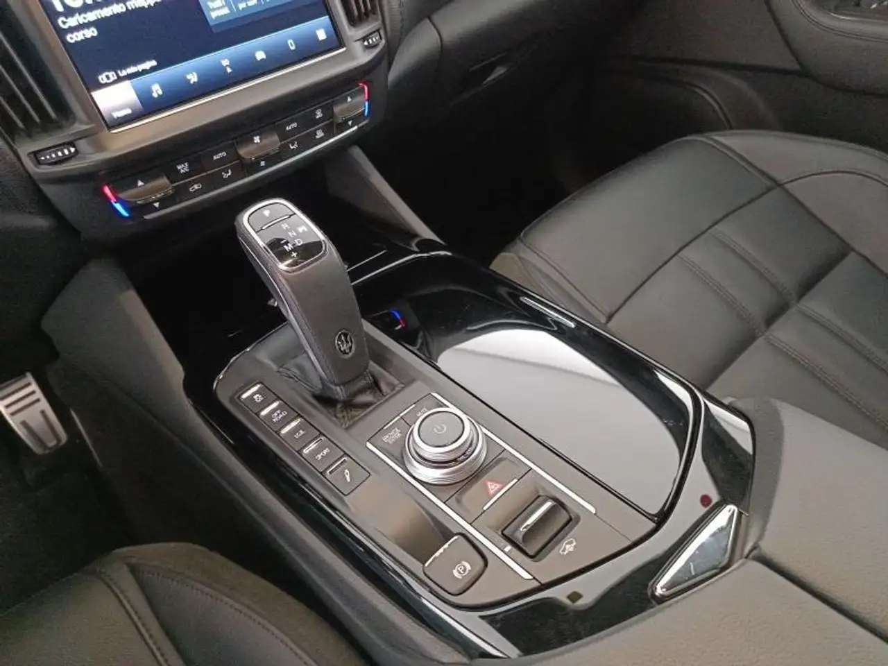 Maserati Levante 2021 — фото 17
