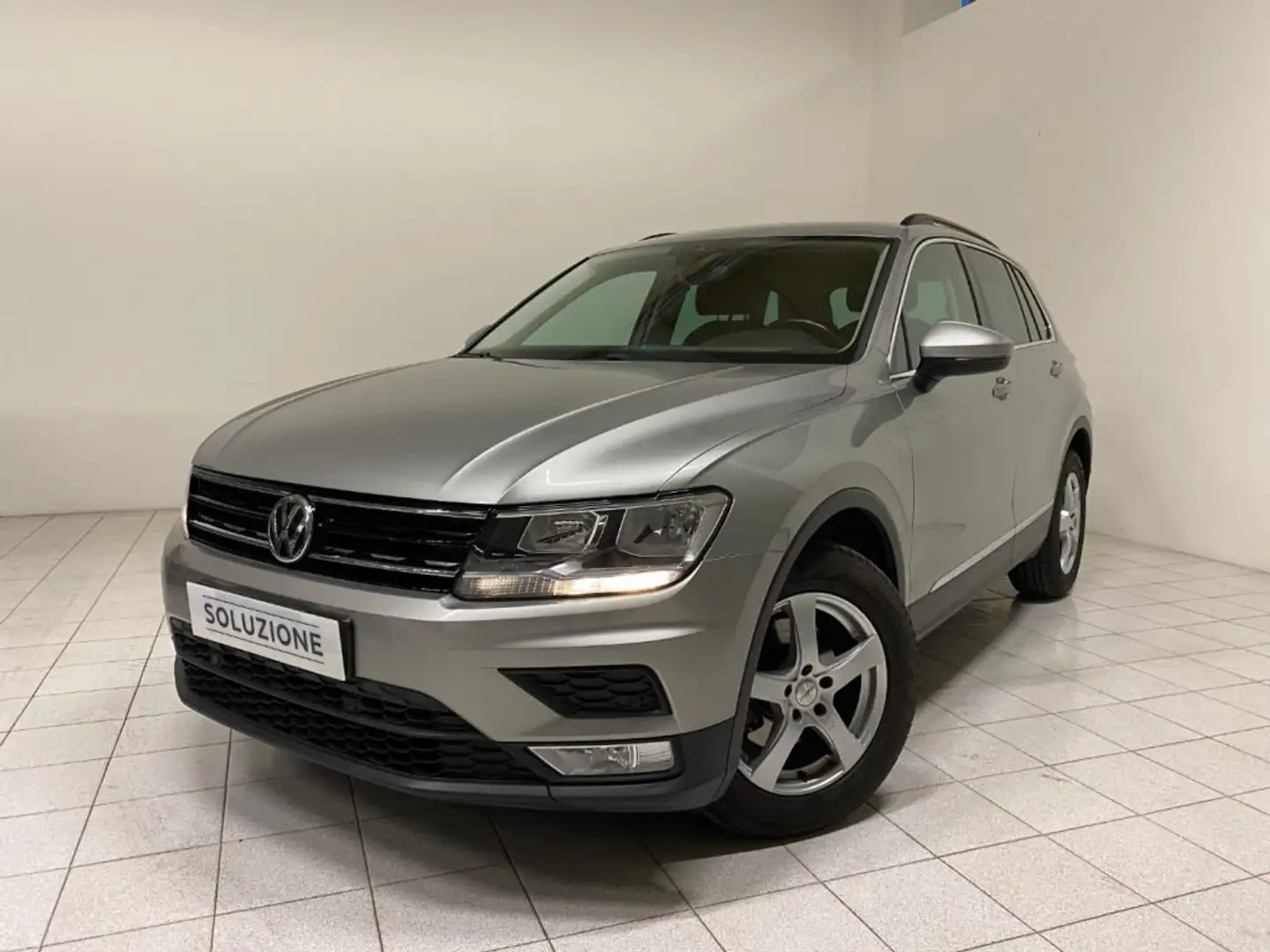 Volkswagen Tiguan 2.0 TDI SCR DSG Style BlueMotion Technology Grigio - 1