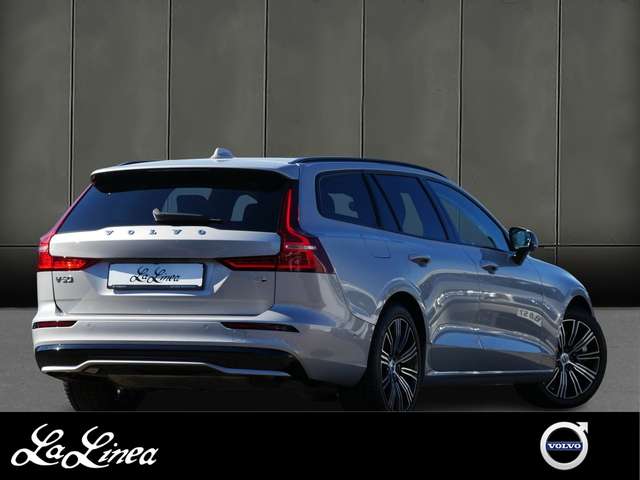 Volvo V60 T8 Ultra Dark-AHK/Memory/Pano/360 NUR 4.715 KM