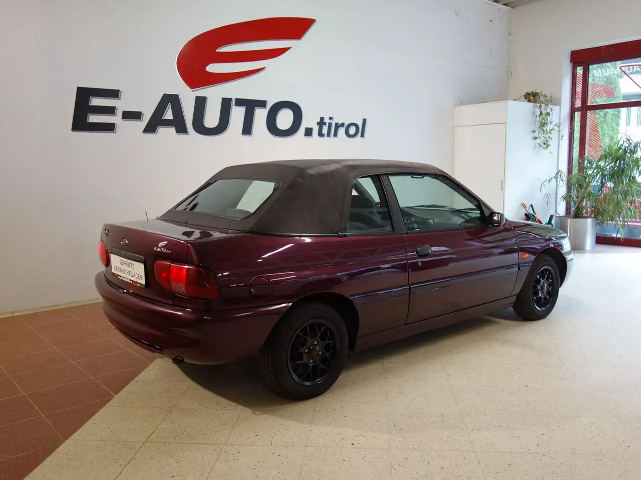 Ford Escort Cabrio CLX 1,4 *ZWEITBESITZ *KEIN WINTER *GARAGE, foto 7
