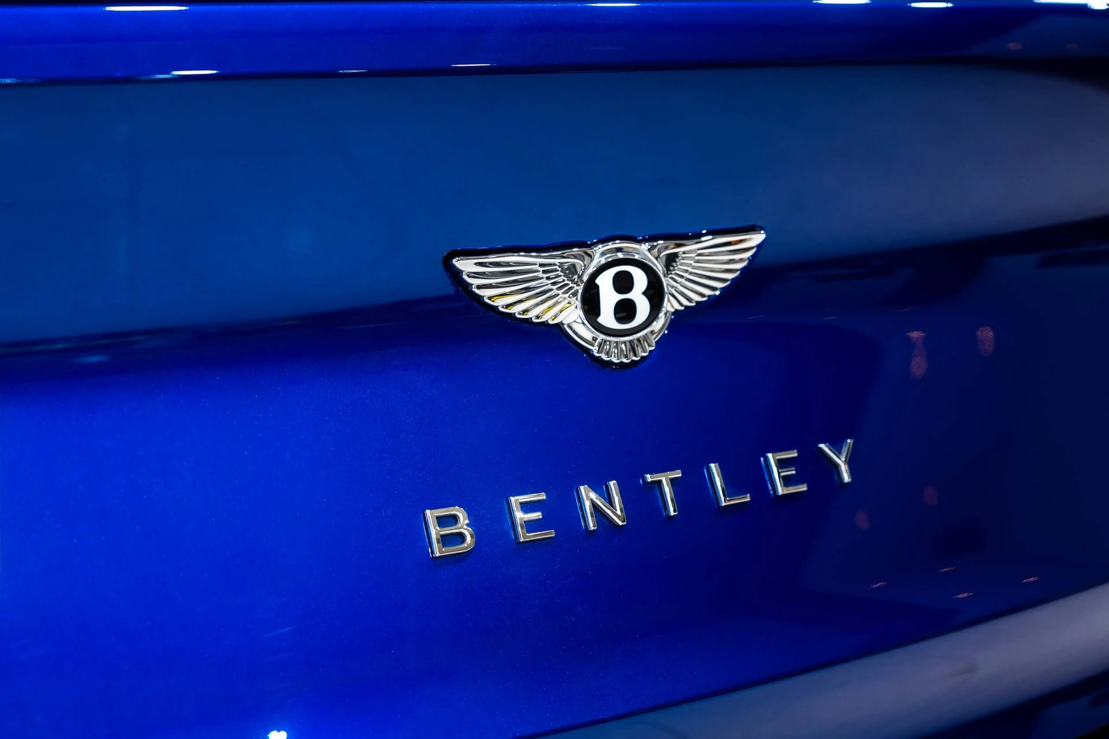 Bentley Bentayga S Hybrid 4WD*NIGHT-VISION*360°*PANO*22" — photo 10