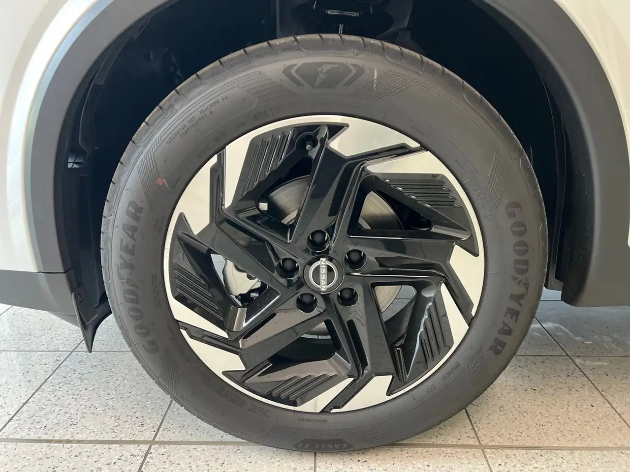 Nissan Qashqai 1.3 N-Connecta 2wd 158cv xtronic - WINTER PACK! 7
