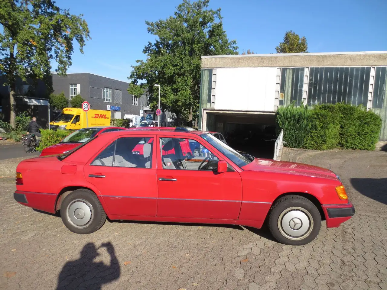 Mercedes-Benz E 230 W124 Automatik/SSD/AHK/3.Hd/H-Kennzeichen, foto 2