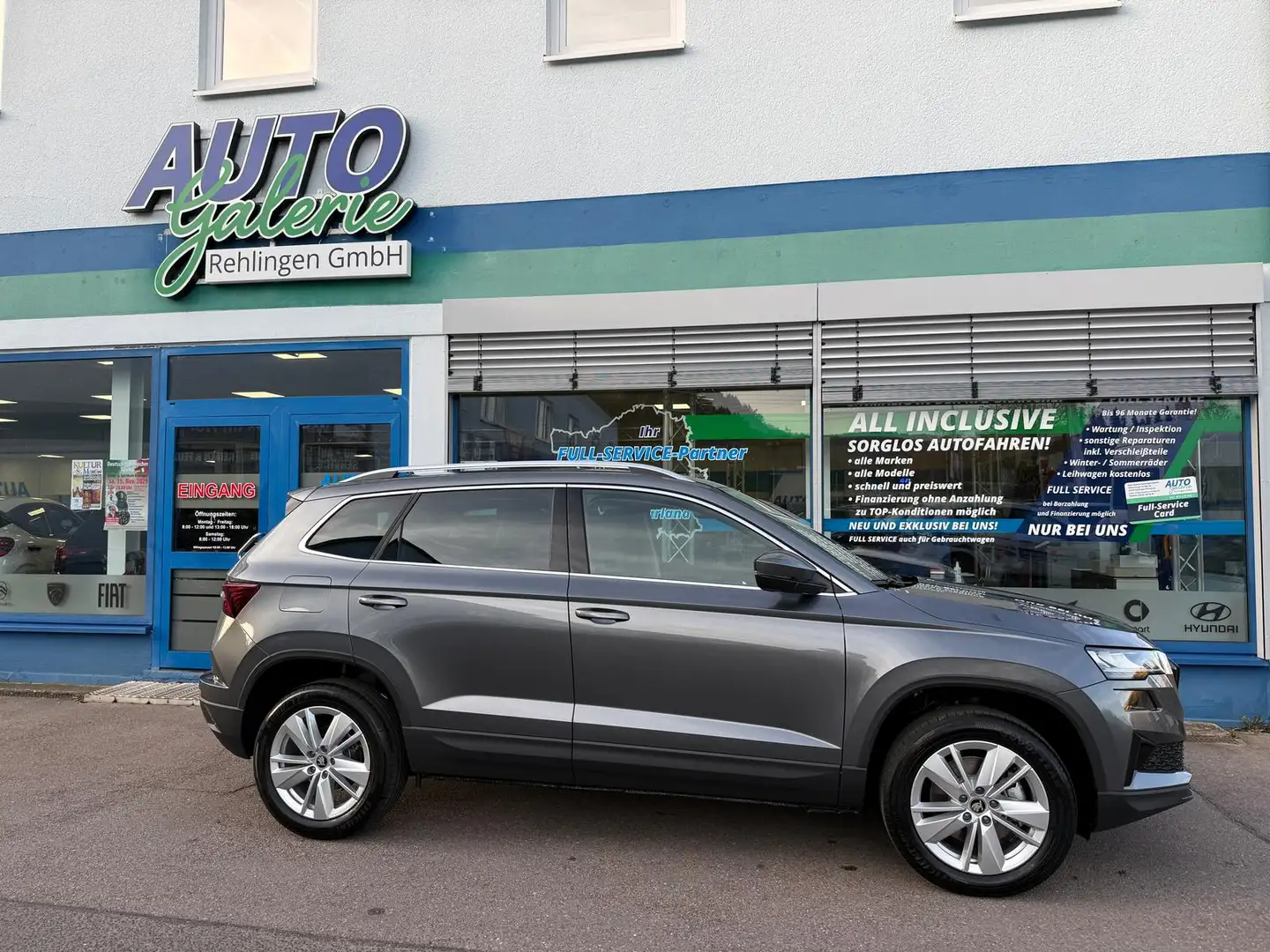 Skoda Karoq 1.5 16V TSI ACT Grau - 1
