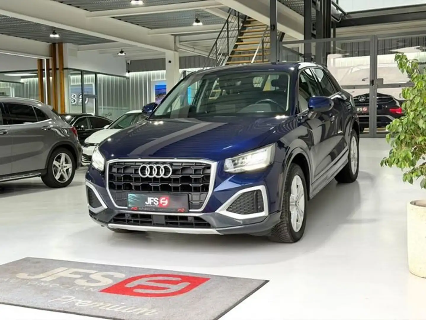 Audi Q2 1.5 TFSI 150 CV Azul - 2