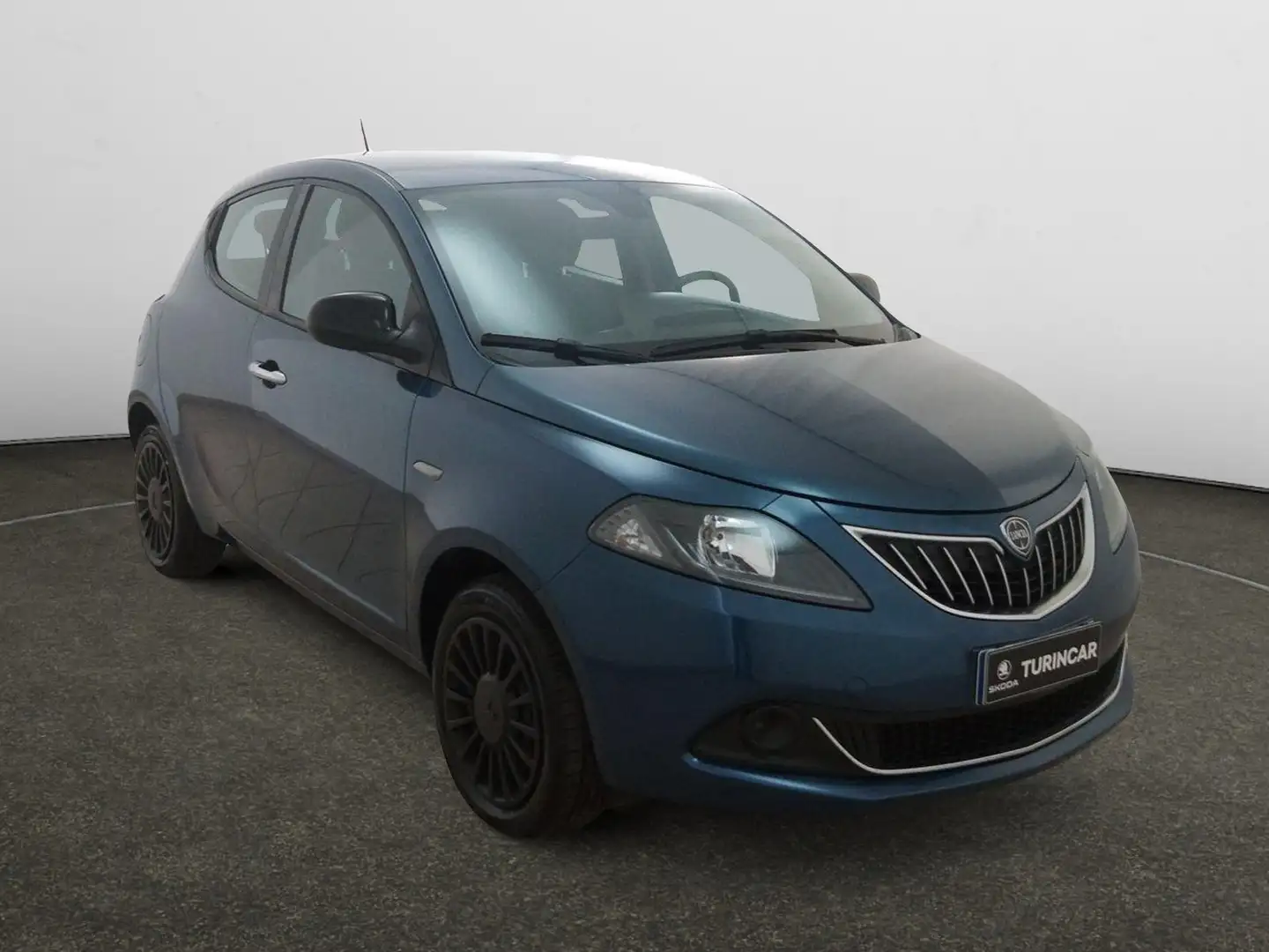 Lancia Ypsilon 1.0 FireFly 5 porte S&S Hybrid Silver Blu/Azzurro - 1