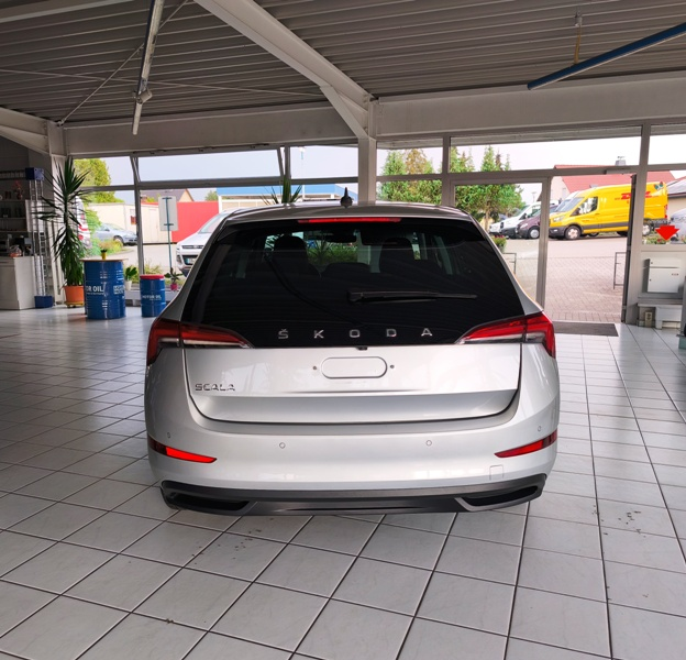 Skoda Scala 1.0 TSI Style — photo 7