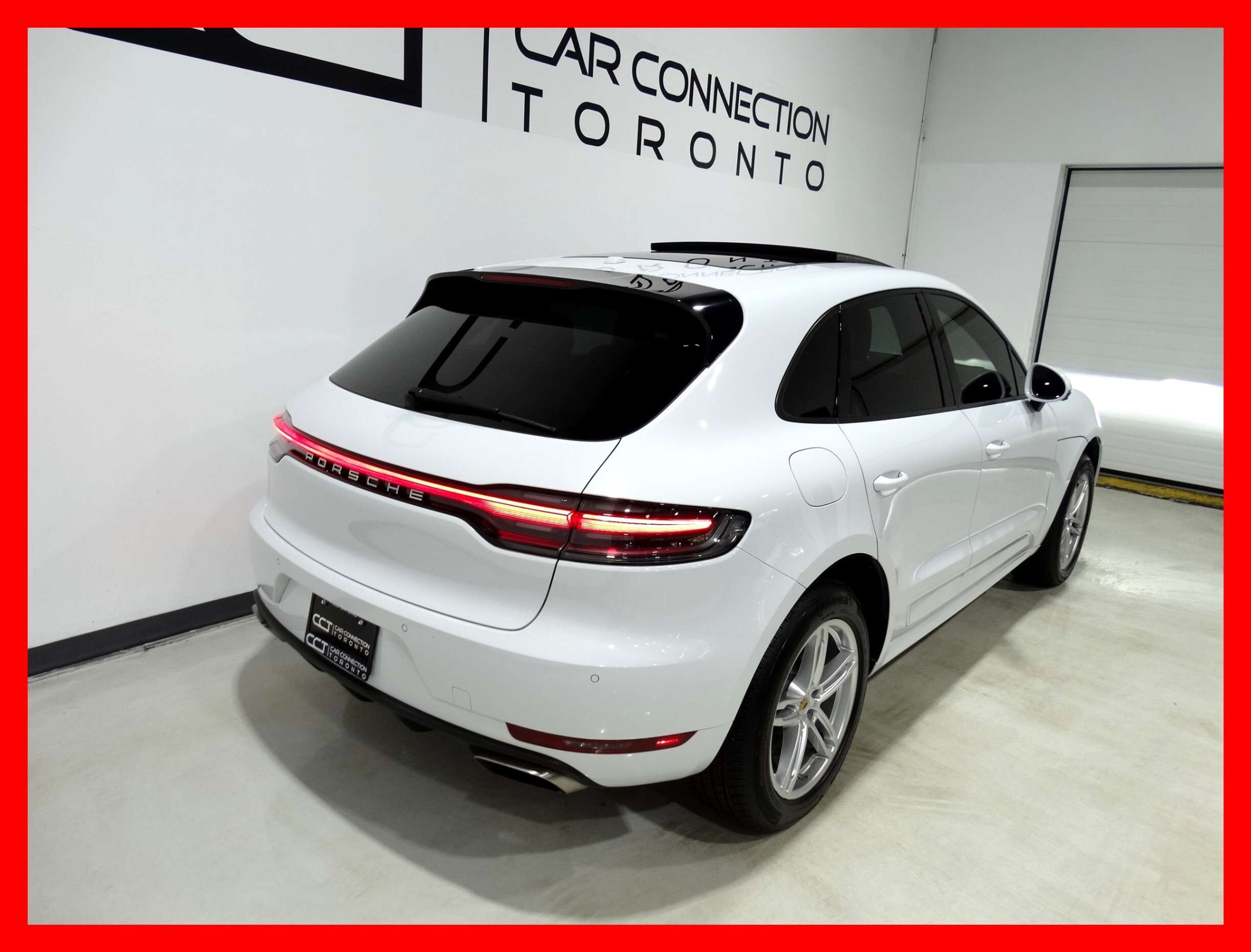 2020 Porsche Macan AWD *NAVI/BACKUP CAM/LEATHER/PANO ROOF/LOADED!!!* — снимка 1